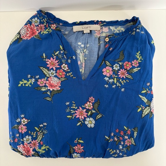 Women’s Ann Taylor LOFT Blue Floral Smocked Tie Waist Dress 4R NWOT - Picture 1 of 4